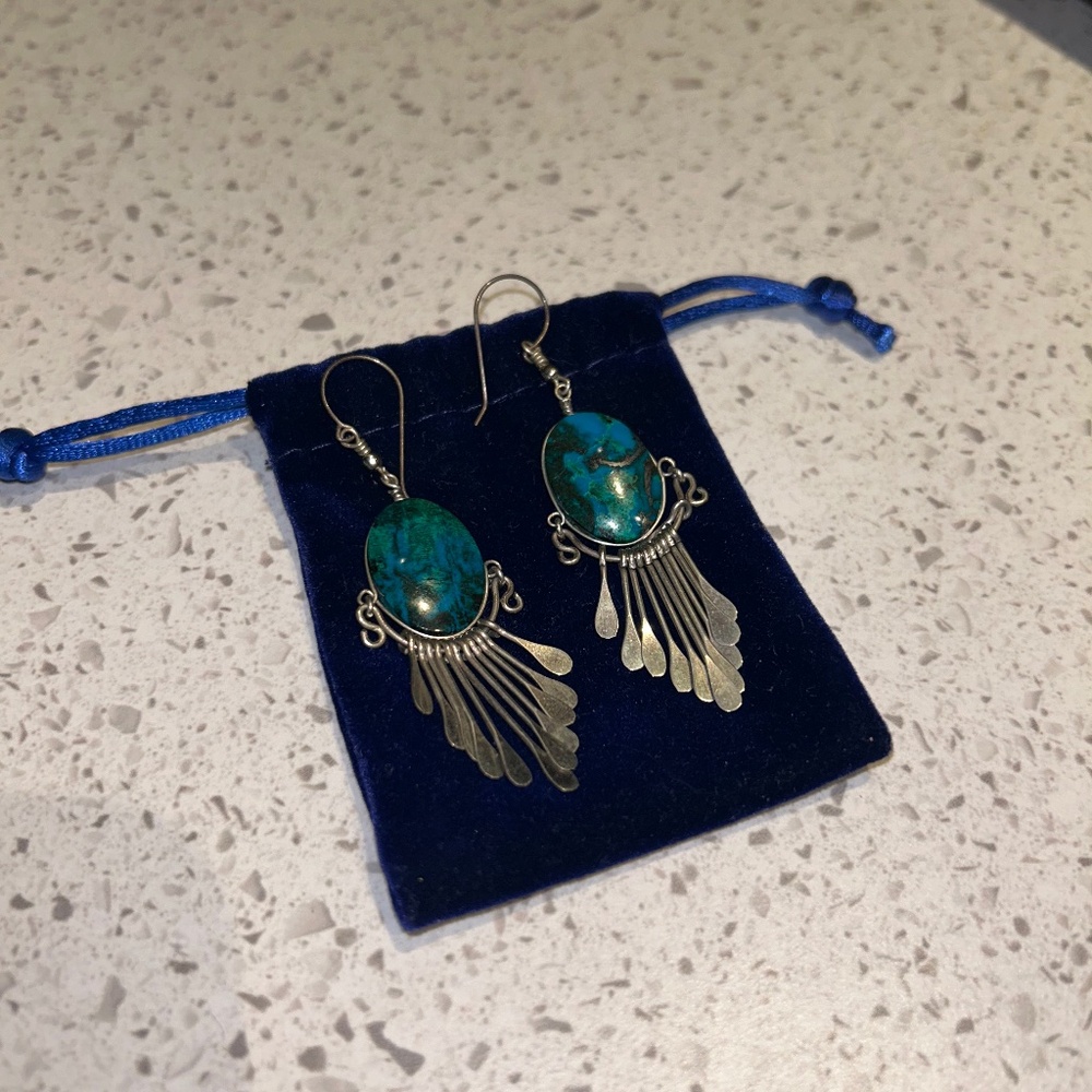 Vintage Earrings - Picture 1 of 3